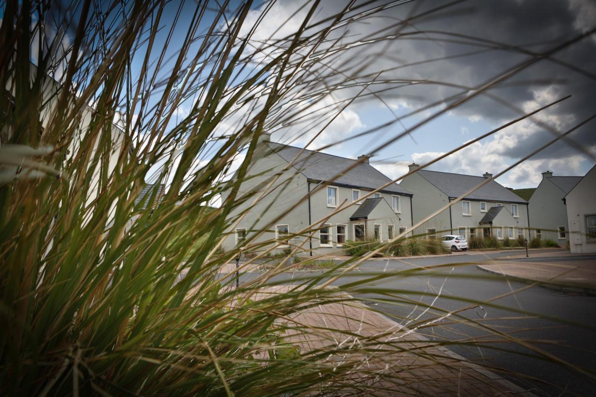 Doolin Village Lodges ภายนอก รูปภาพ